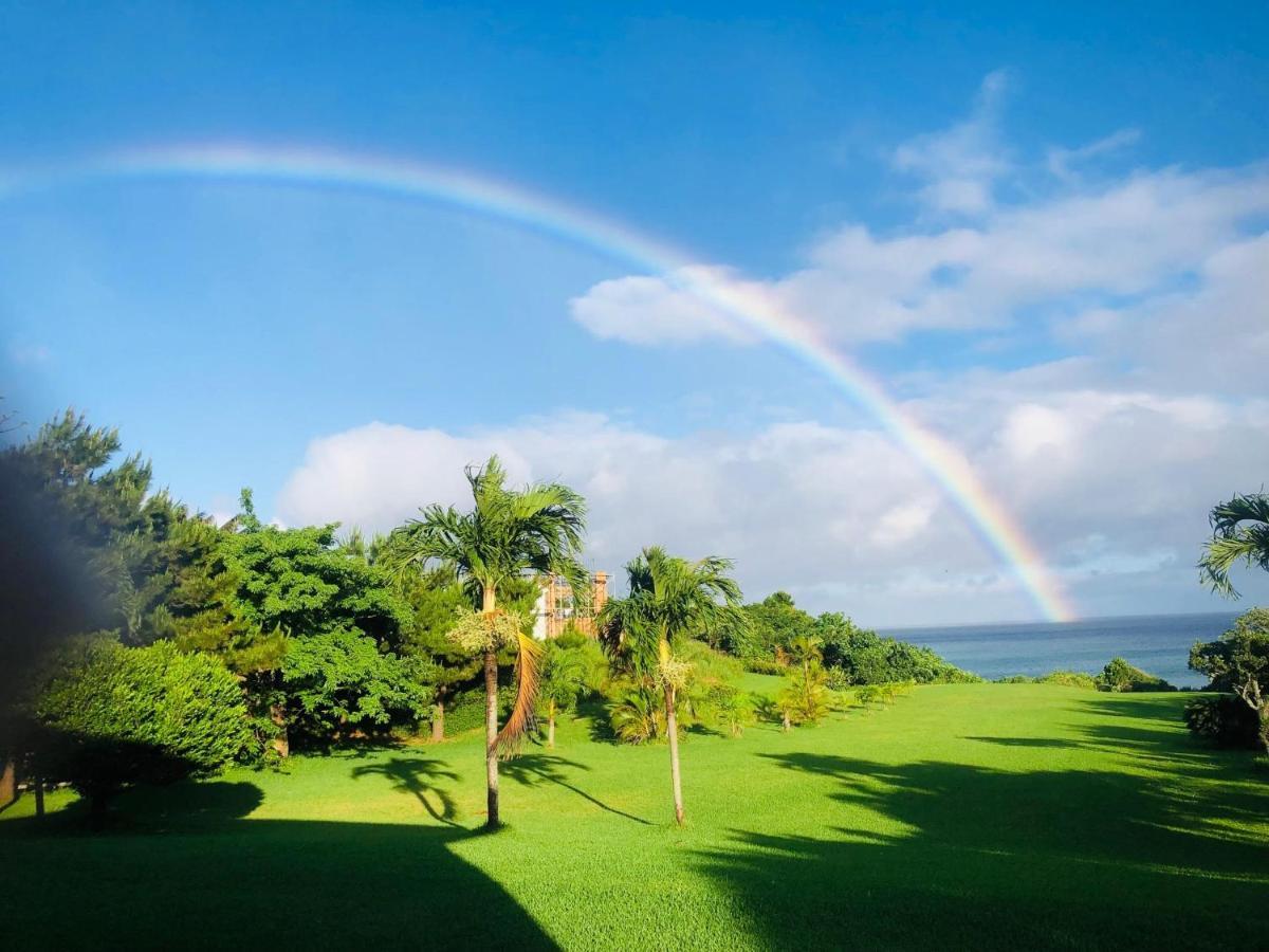 Tsundara Beach Retreat Ishigaki  Bagian luar foto