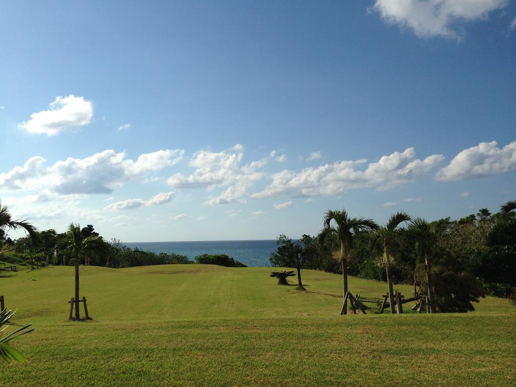 Tsundara Beach Retreat Ishigaki  Bagian luar foto