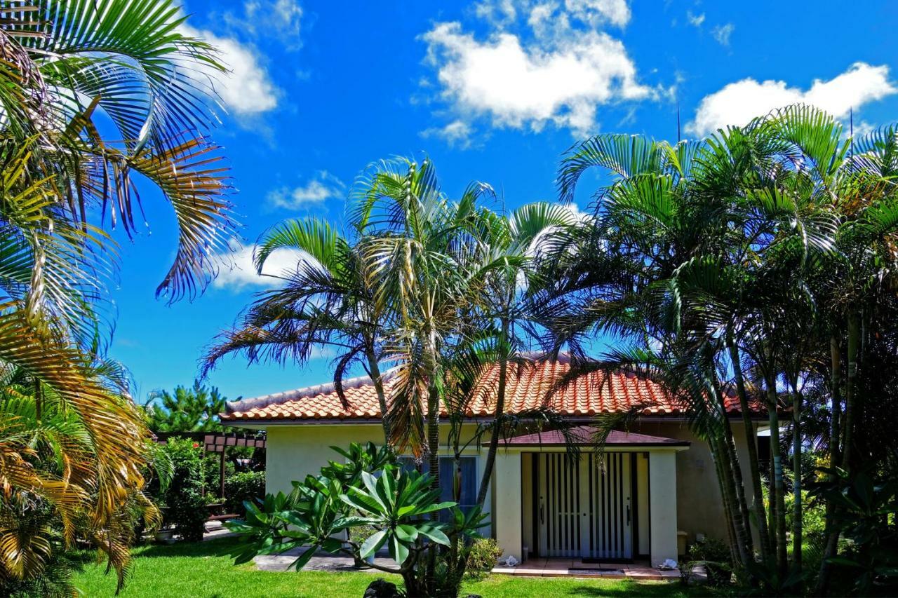 Tsundara Beach Retreat Ishigaki  Bagian luar foto